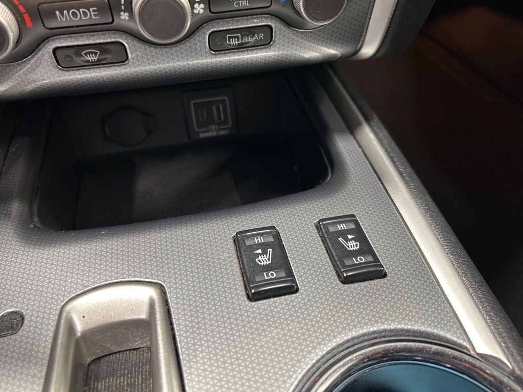 2019 Nissan Pathfinder SL