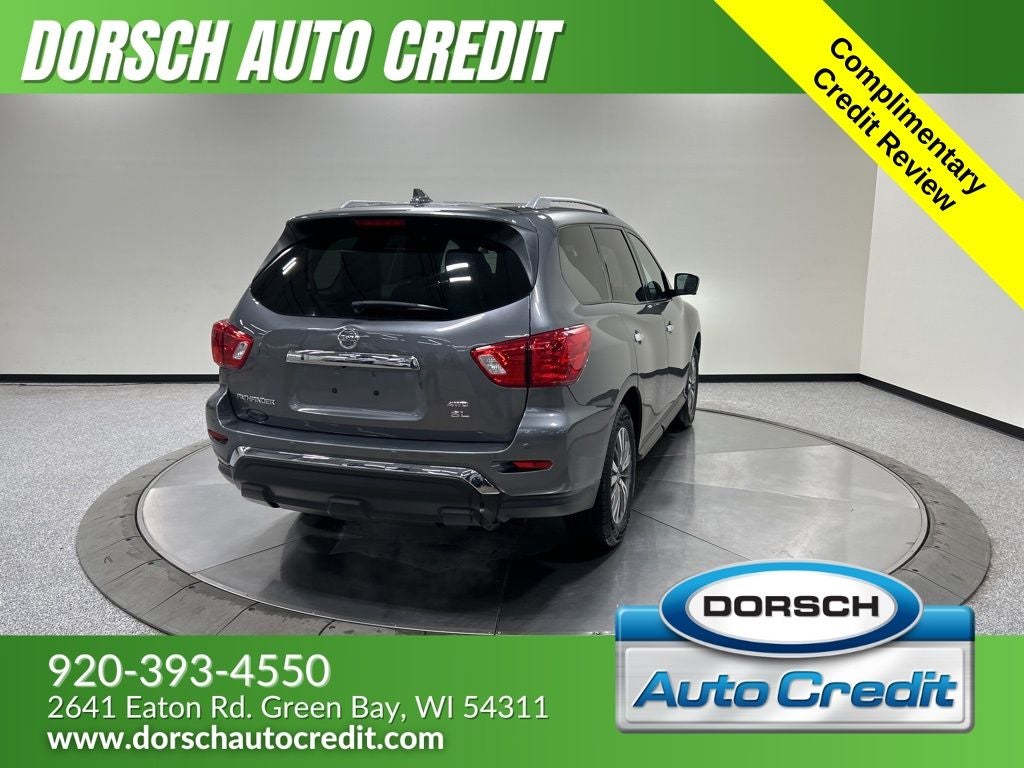 2019 Nissan Pathfinder SL