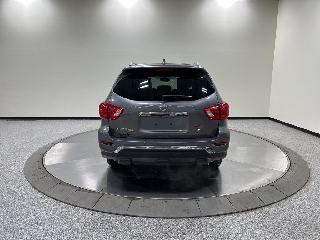 2019 Nissan Pathfinder SL