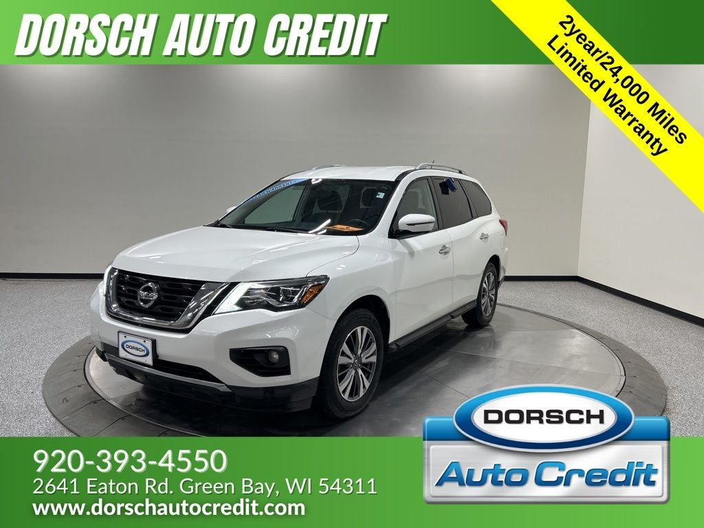 2017 Nissan Pathfinder SV