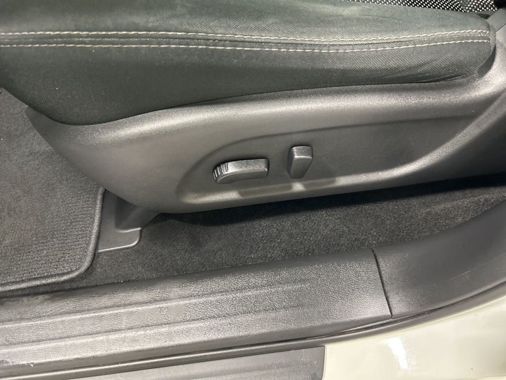 2017 Nissan Pathfinder SV