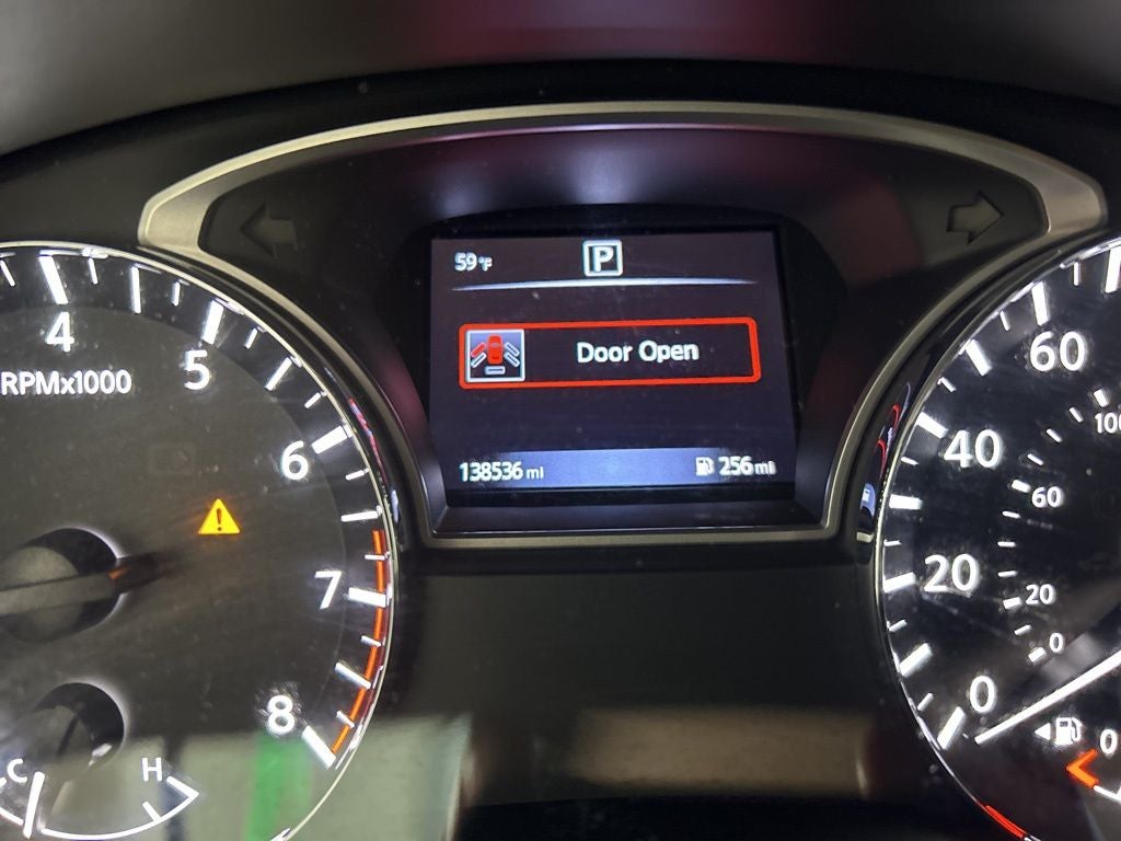 2017 Nissan Pathfinder SV