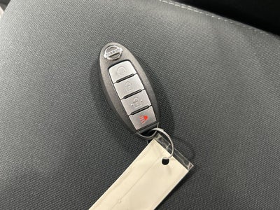 2017 Nissan Pathfinder SV