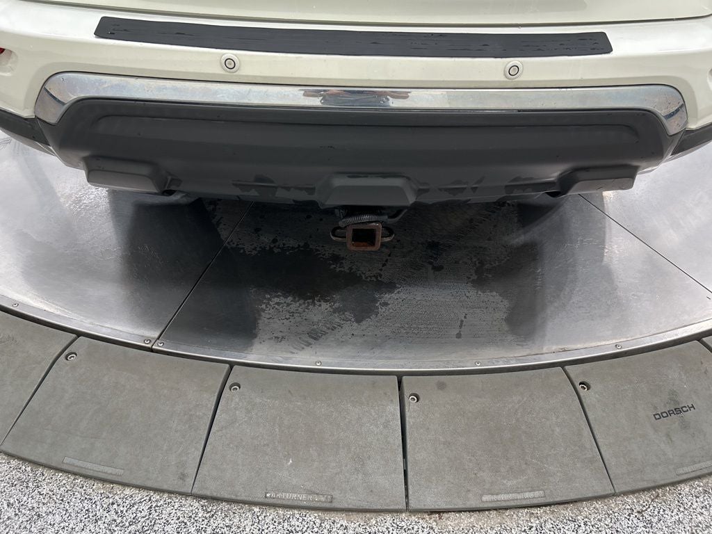 2017 Nissan Pathfinder SV