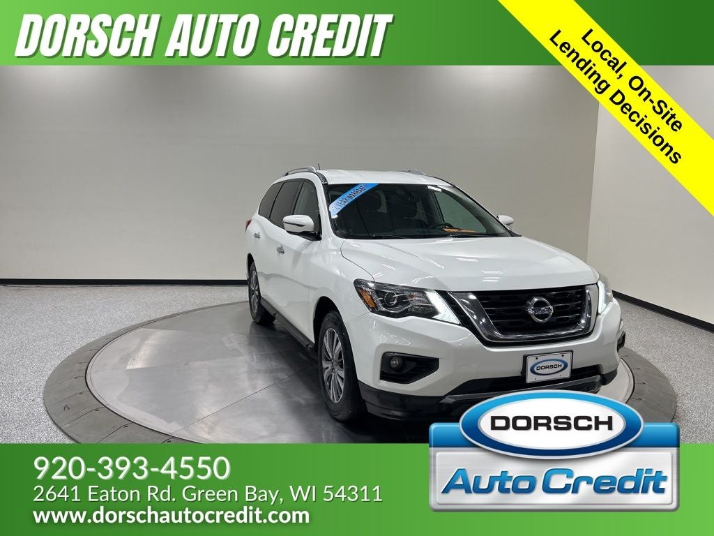 2017 Nissan Pathfinder SV