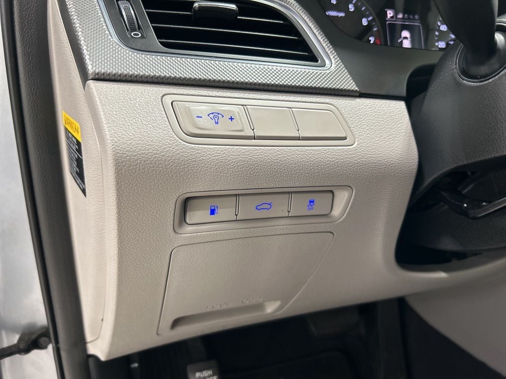 2016 Hyundai Sonata Base