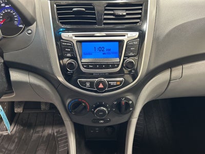 2014 Hyundai Accent SE