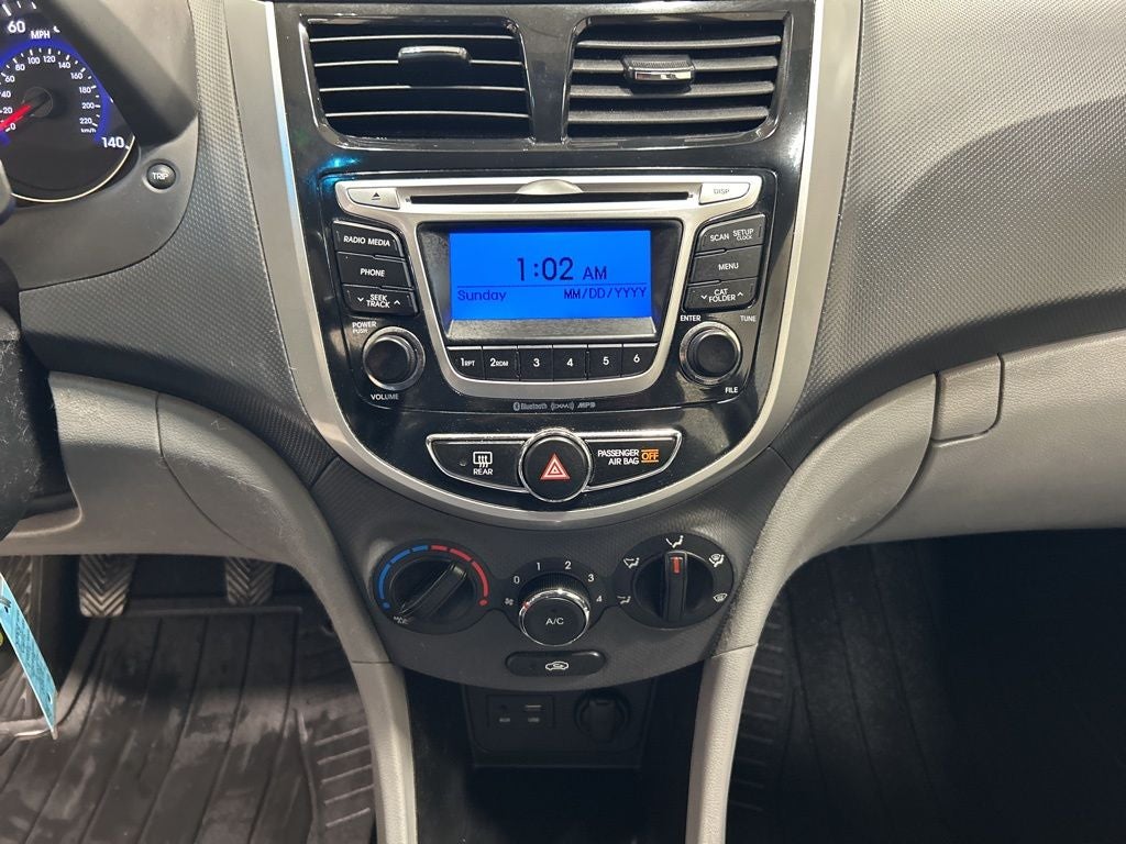 2014 Hyundai Accent SE