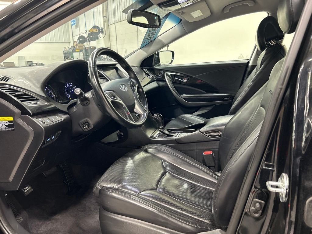 2017 Hyundai Azera Base