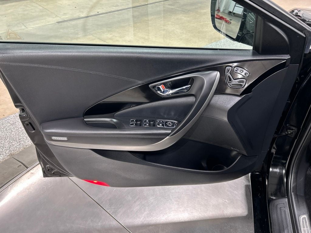 2017 Hyundai Azera Base
