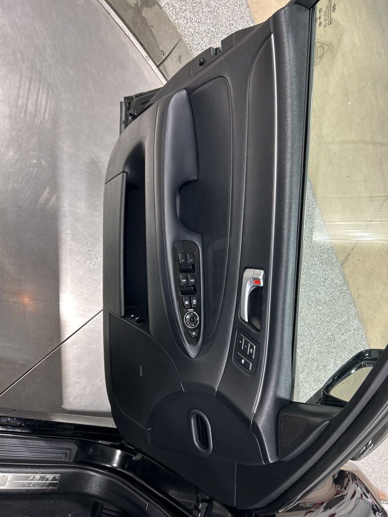 2012 Hyundai Genesis 3.8