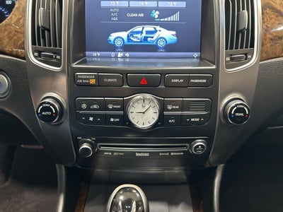 2011 Hyundai Equus Signature