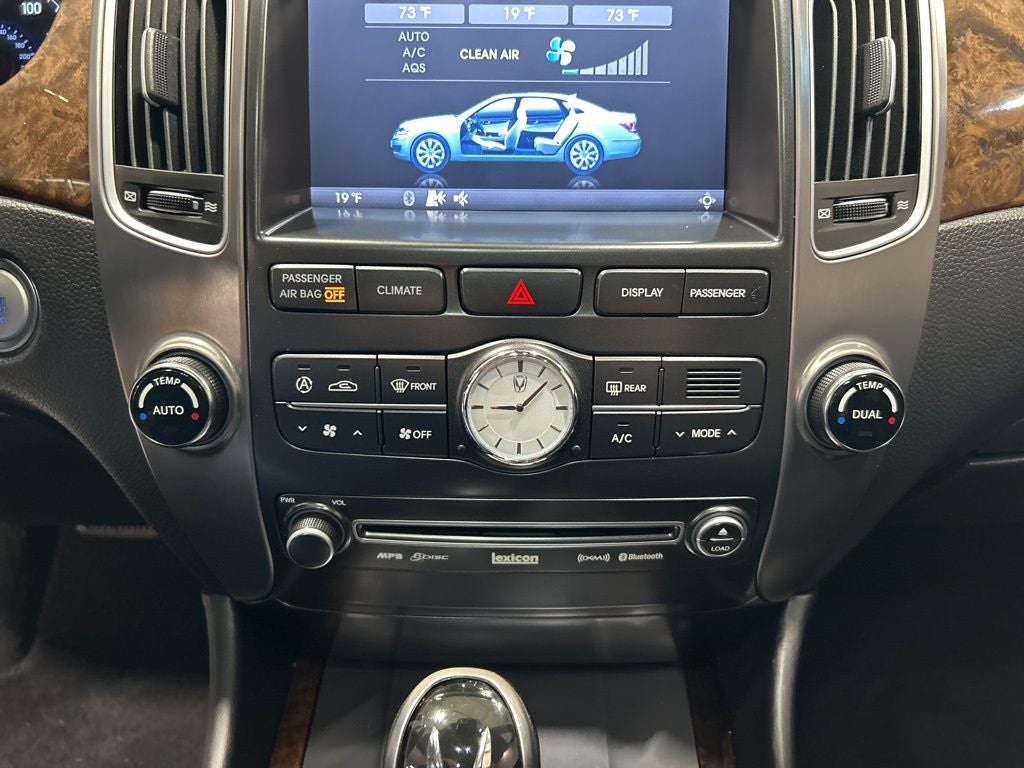 2011 Hyundai Equus Signature