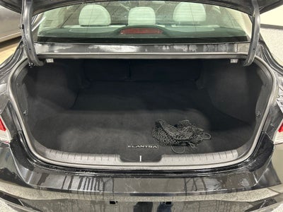 2022 Hyundai Elantra Limited