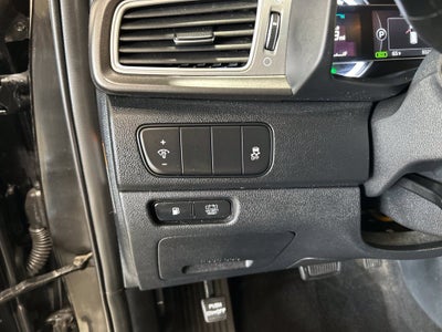 2017 Kia Niro LX
