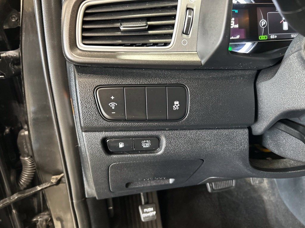 2017 Kia Niro LX