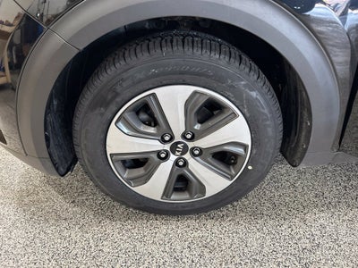 2017 Kia Niro LX
