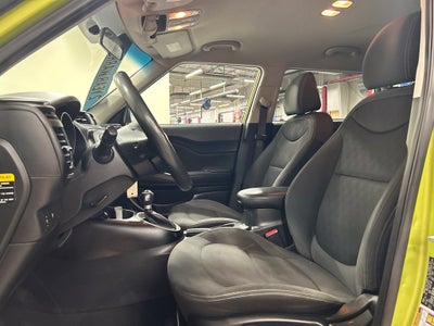 2017 Kia Soul Base
