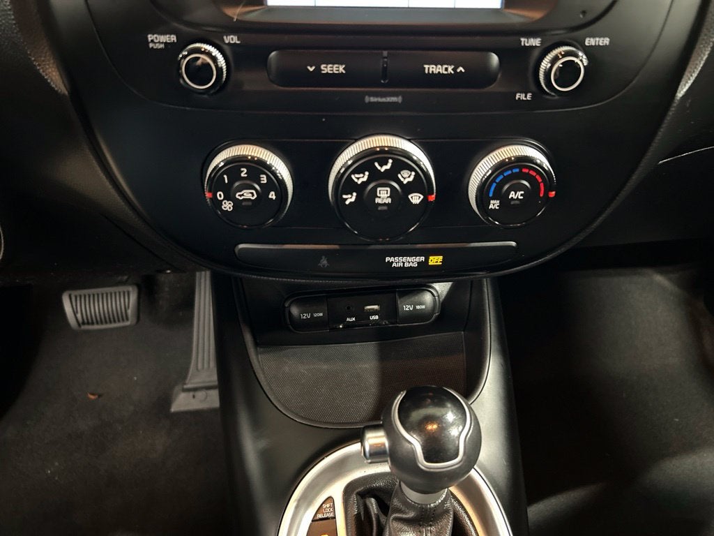 2017 Kia Soul Base