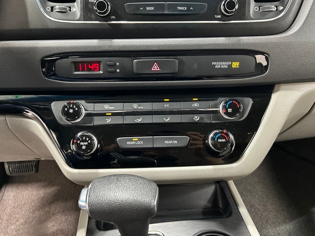2018 Kia Sedona L